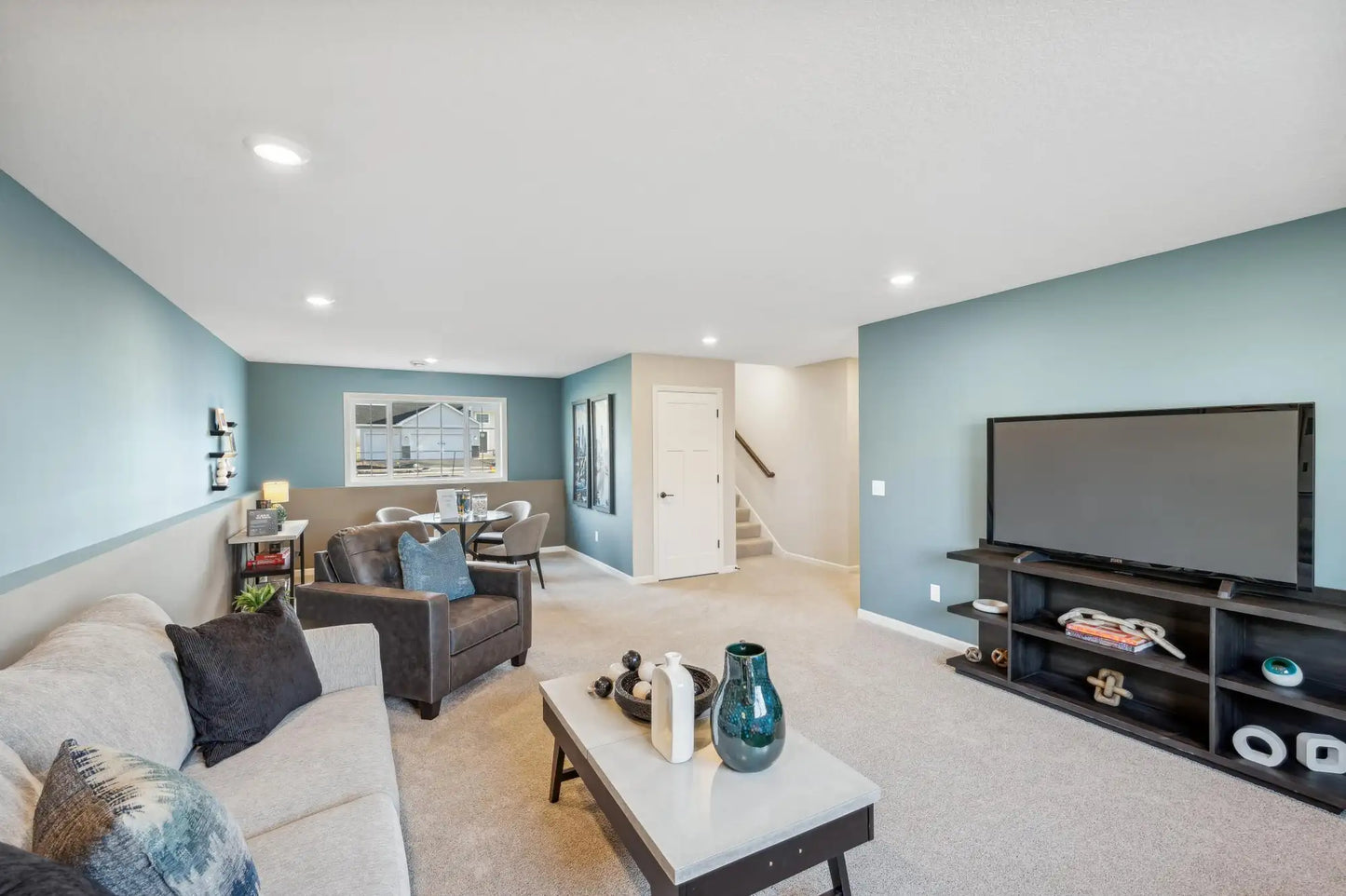 1221 Woods Road, Isanti, MN 55040