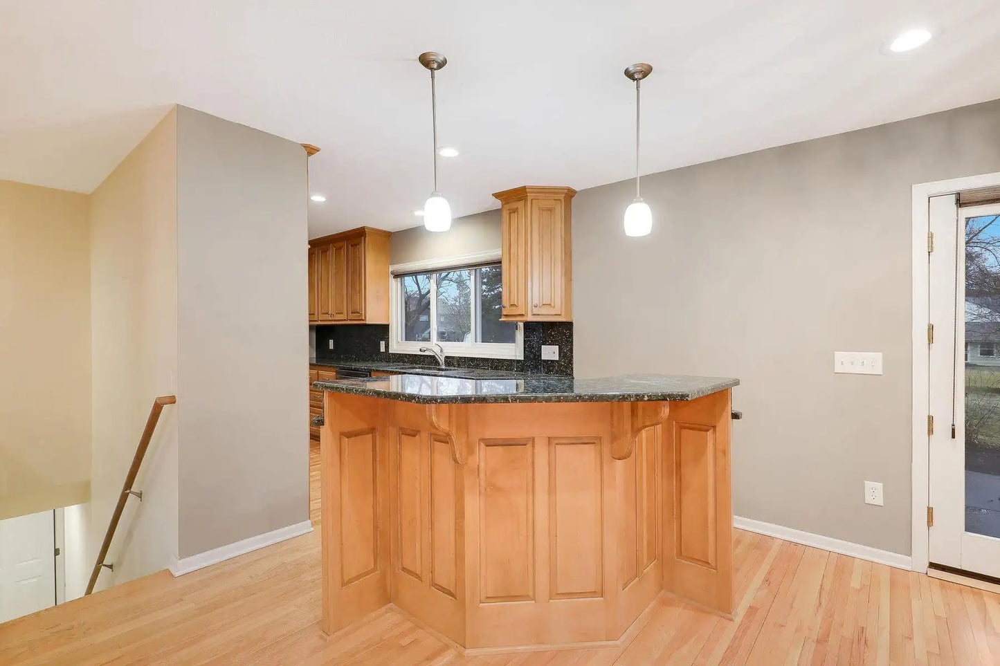 6120 Chowen Avenue, Edina, MN 55410