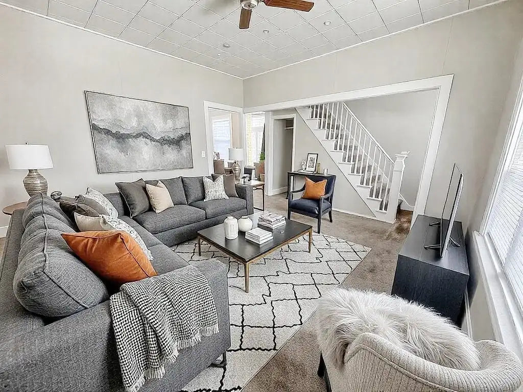 672 Magnolia Avenue, Saint Paul, MN 55106