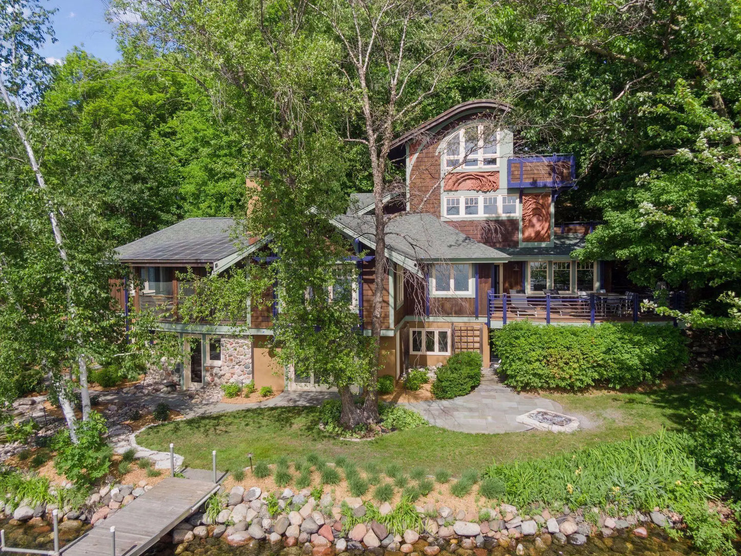 5740 Christmas Lake Point, Shorewood, MN 55331
