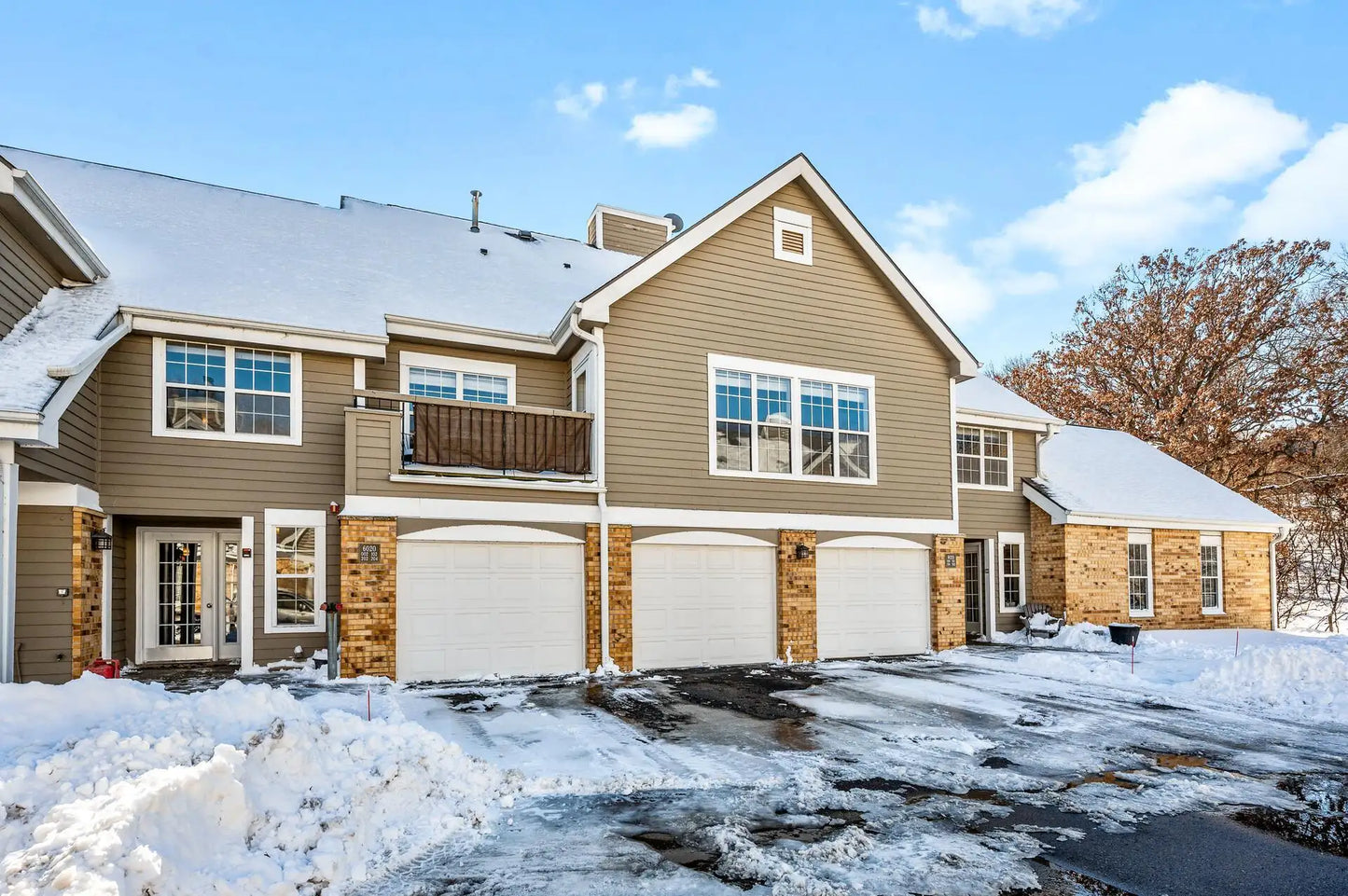 6020 Chasewood Parkway, Minnetonka, MN 55343