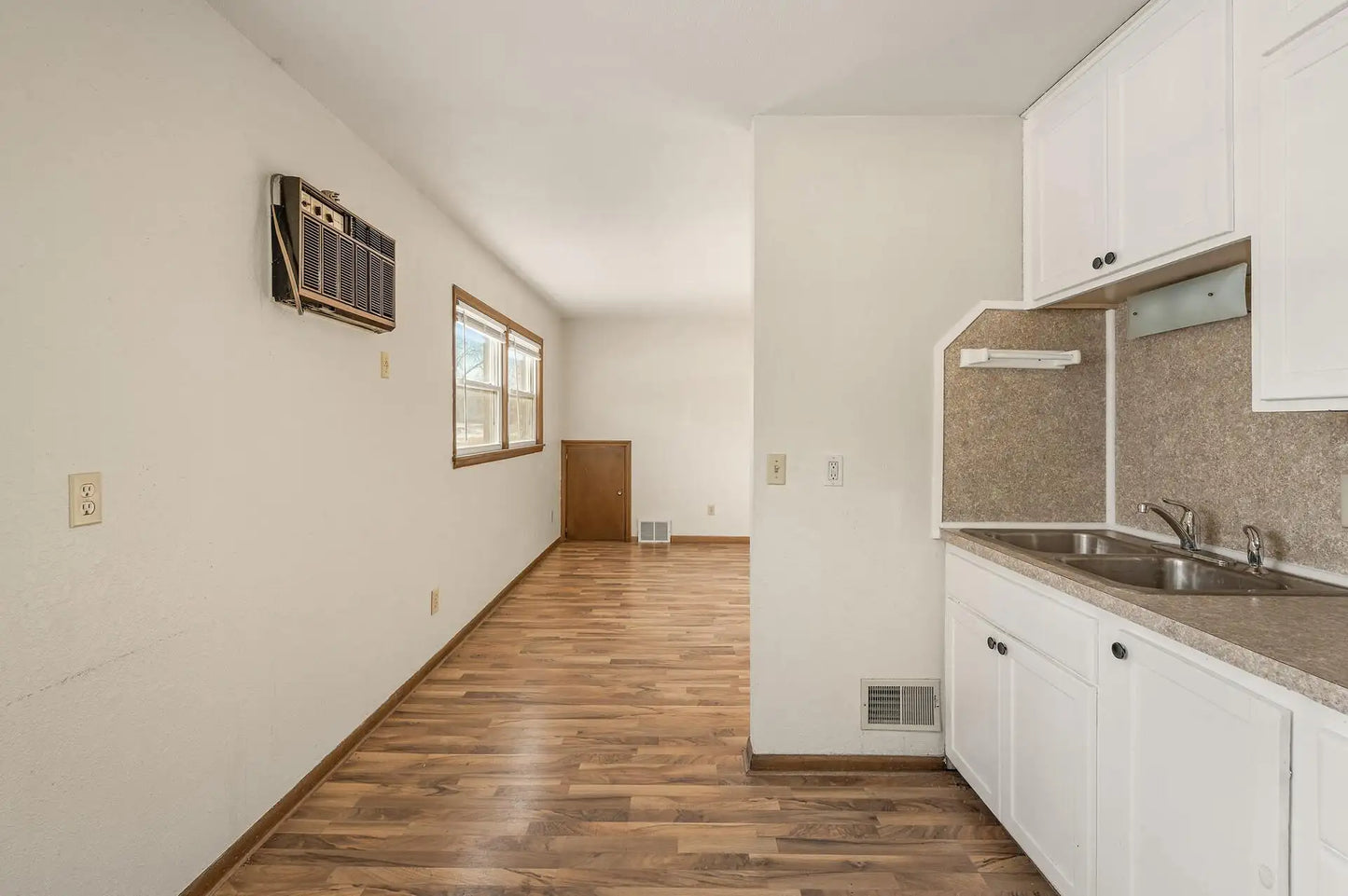 611 2nd Street, Osseo, MN 55369