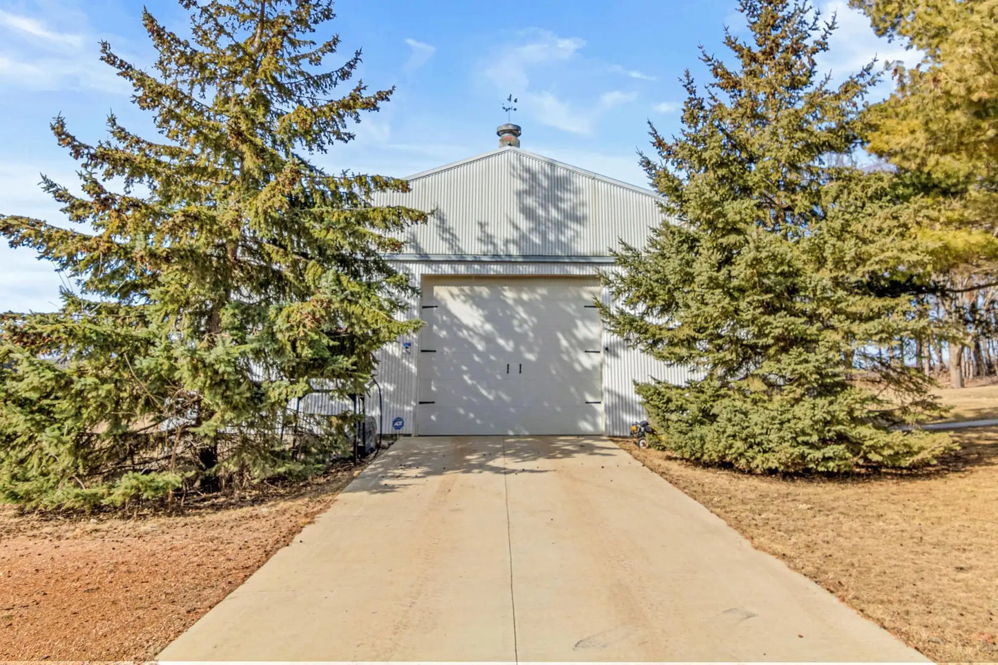 10150 Oak Avenue, Waconia Twp, MN 55322