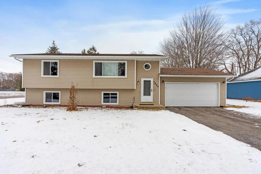 7624 Fremont Avenue, Brooklyn Park, MN 55444