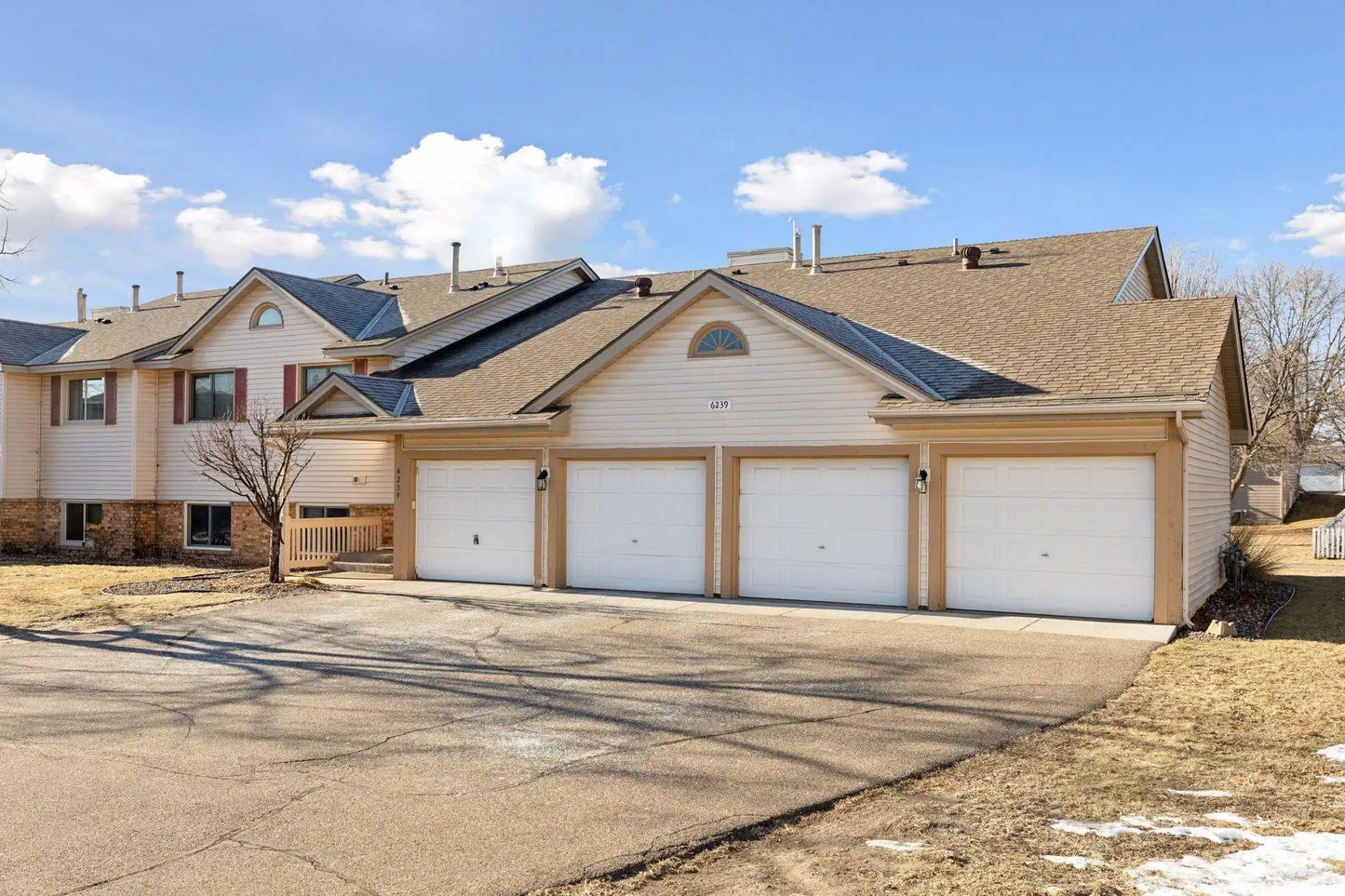 6239 Magda Drive, Maple Grove, MN 55369