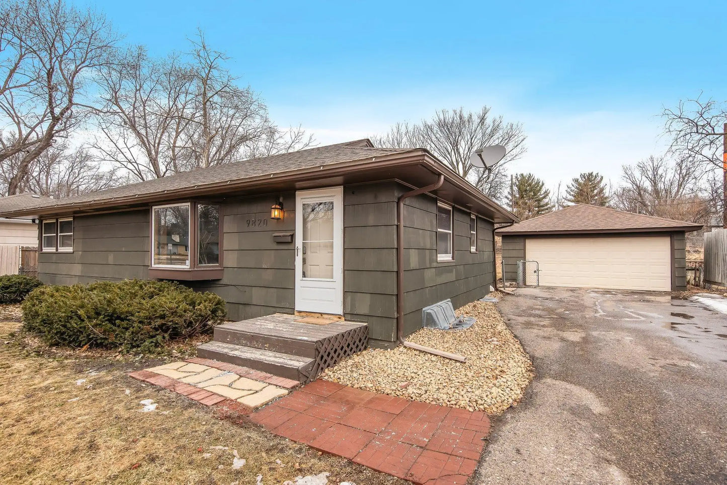 9820 16th Street, Saint Louis Park, MN 55426