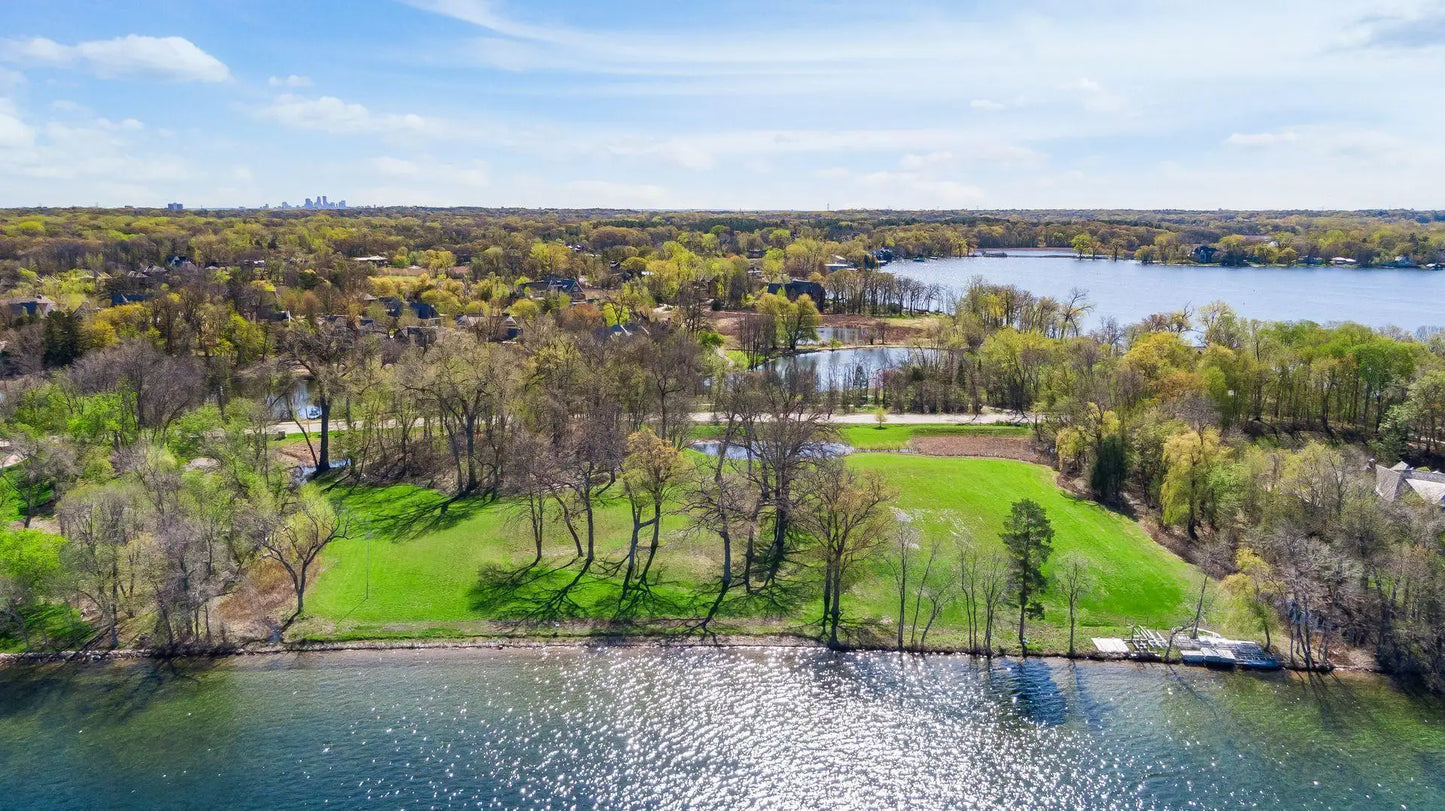 555 Bushaway Road, Wayzata, MN 55391