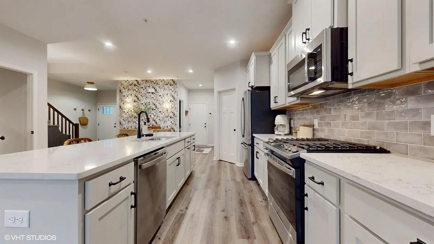 6775 Bluestem Way, Minnetrista, MN 55331