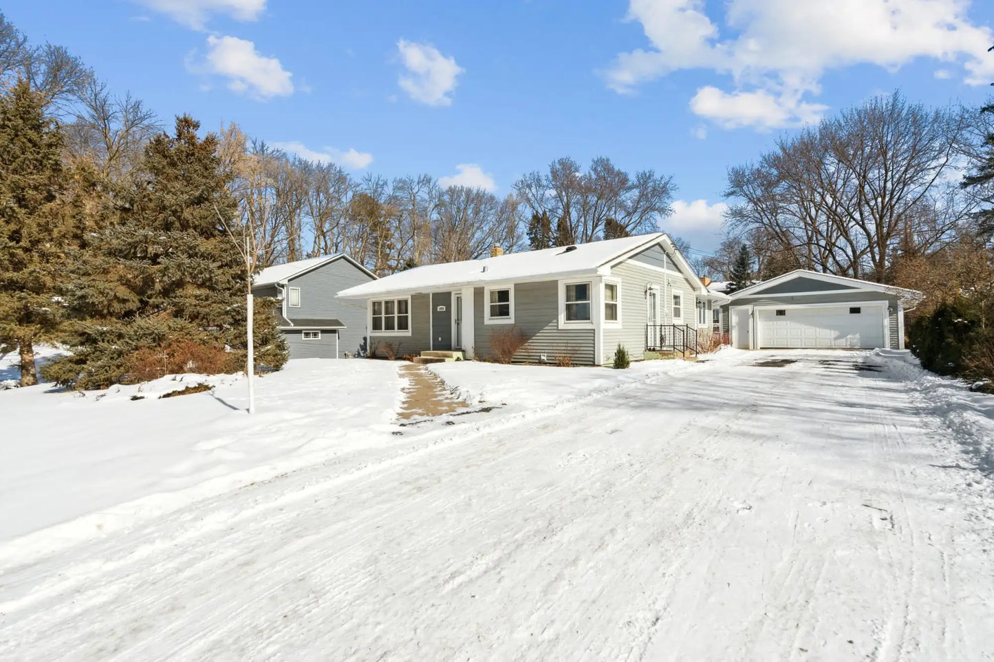 1858 Adele Street, Maplewood, MN 55109