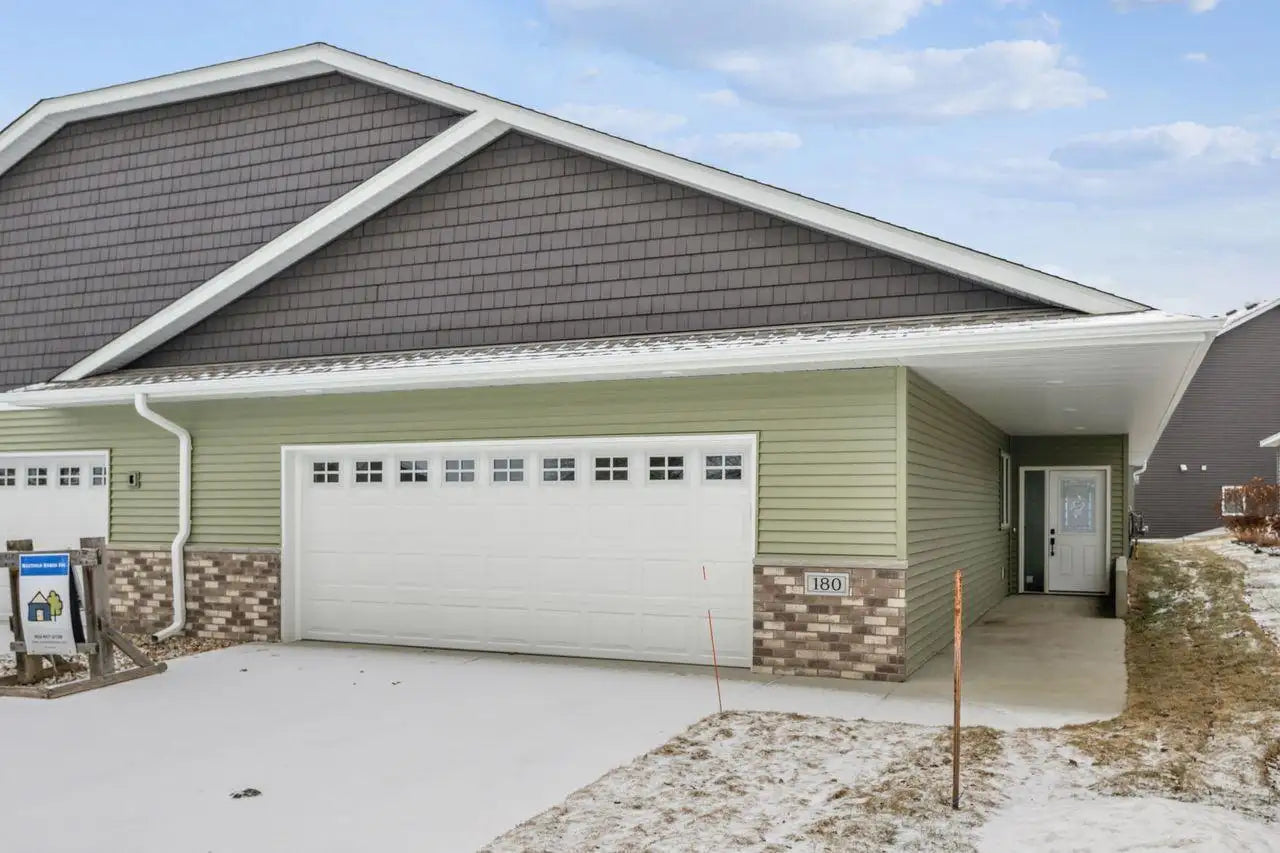 180 Morning Drive, Mayer, MN 55360