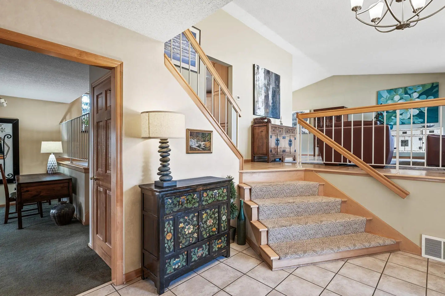 9470 Risewood Circle, Eden Prairie, MN 55347