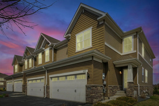 4343 Corn Silk Lane, Woodbury, MN 55129