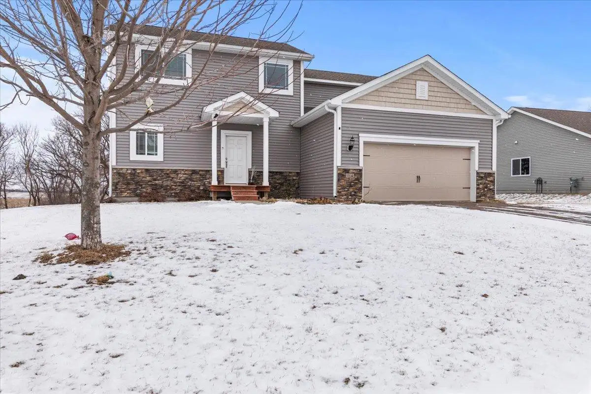 1114 Sunset Avenue, Montrose, MN 55363