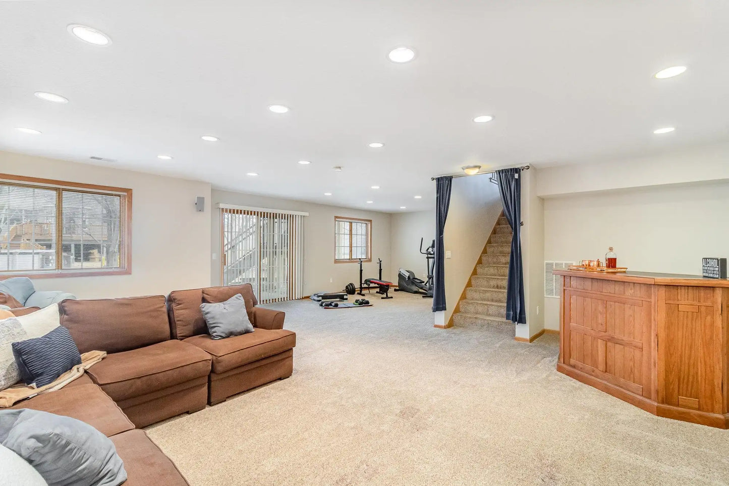 10002 Pin Oak Court, Brooklyn Park, MN 55443