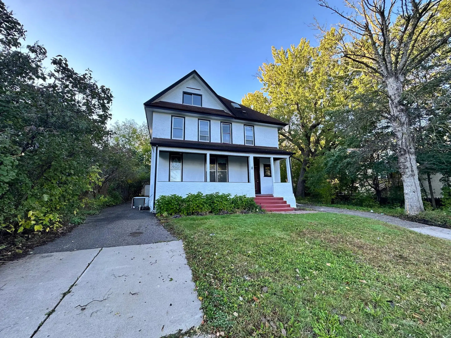 140 Belvidere Street, West Saint Paul, MN 55118