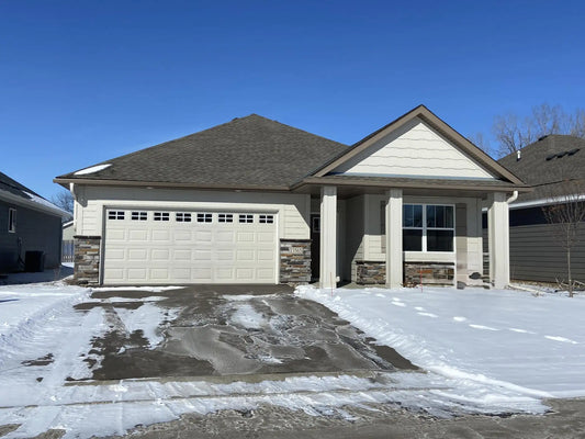 13565 Hollybrook Court, Apple Valley, MN 55124