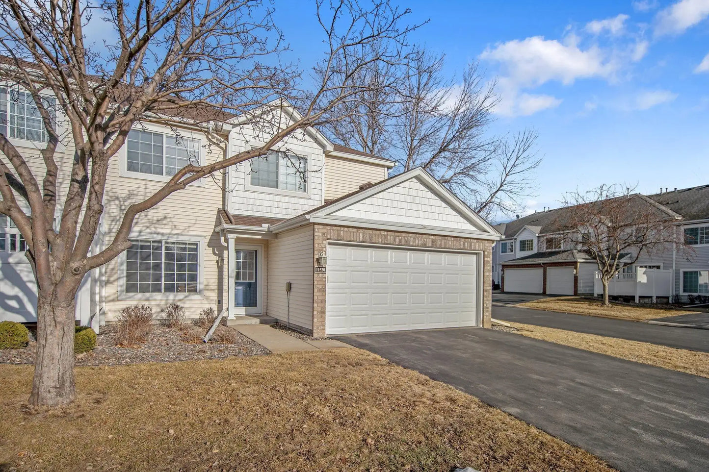 11520 Elmwood Avenue, Champlin, MN 55316