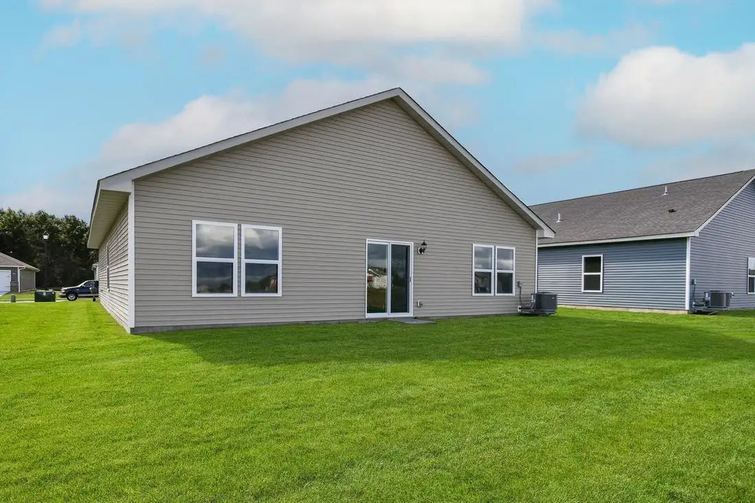 5336 Fall Circle, North Branch, MN 55056