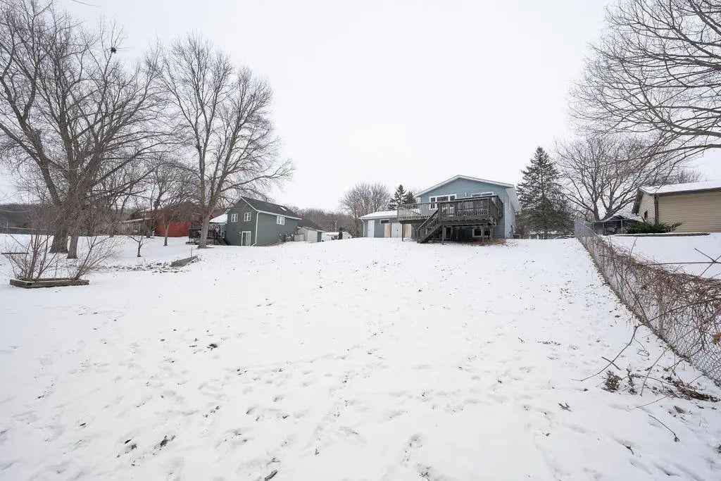 9022 Jeffery Avenue, Cottage Grove, MN 55016