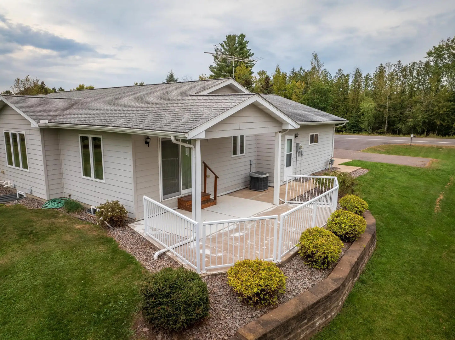 516 2nd Street, Hinckley, MN 55037