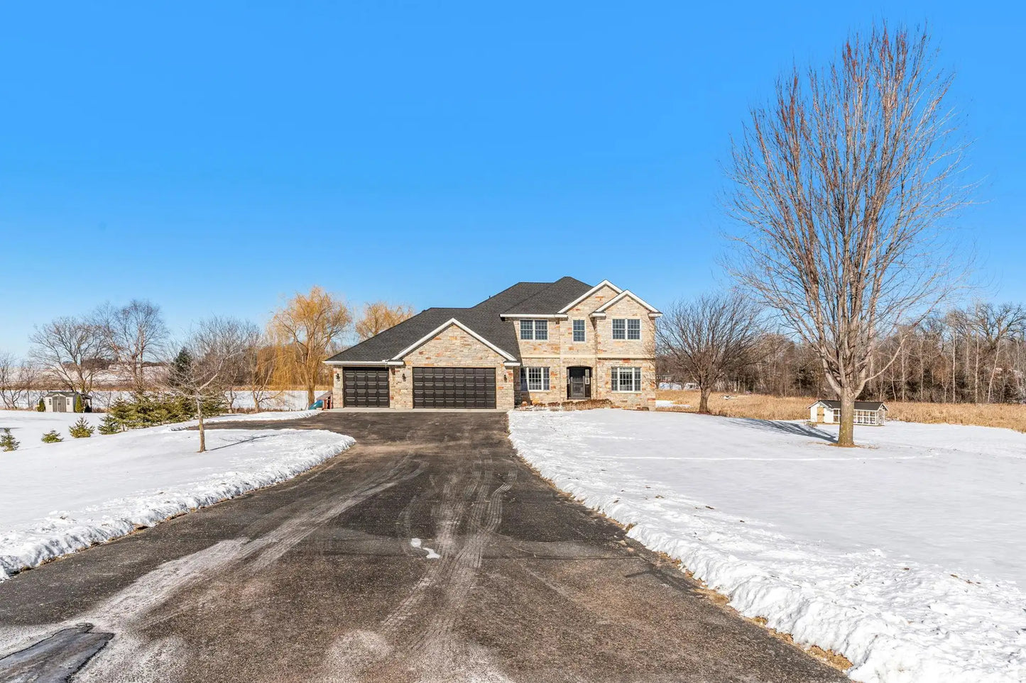 800 Hahn Drive, Shakopee, MN 55379