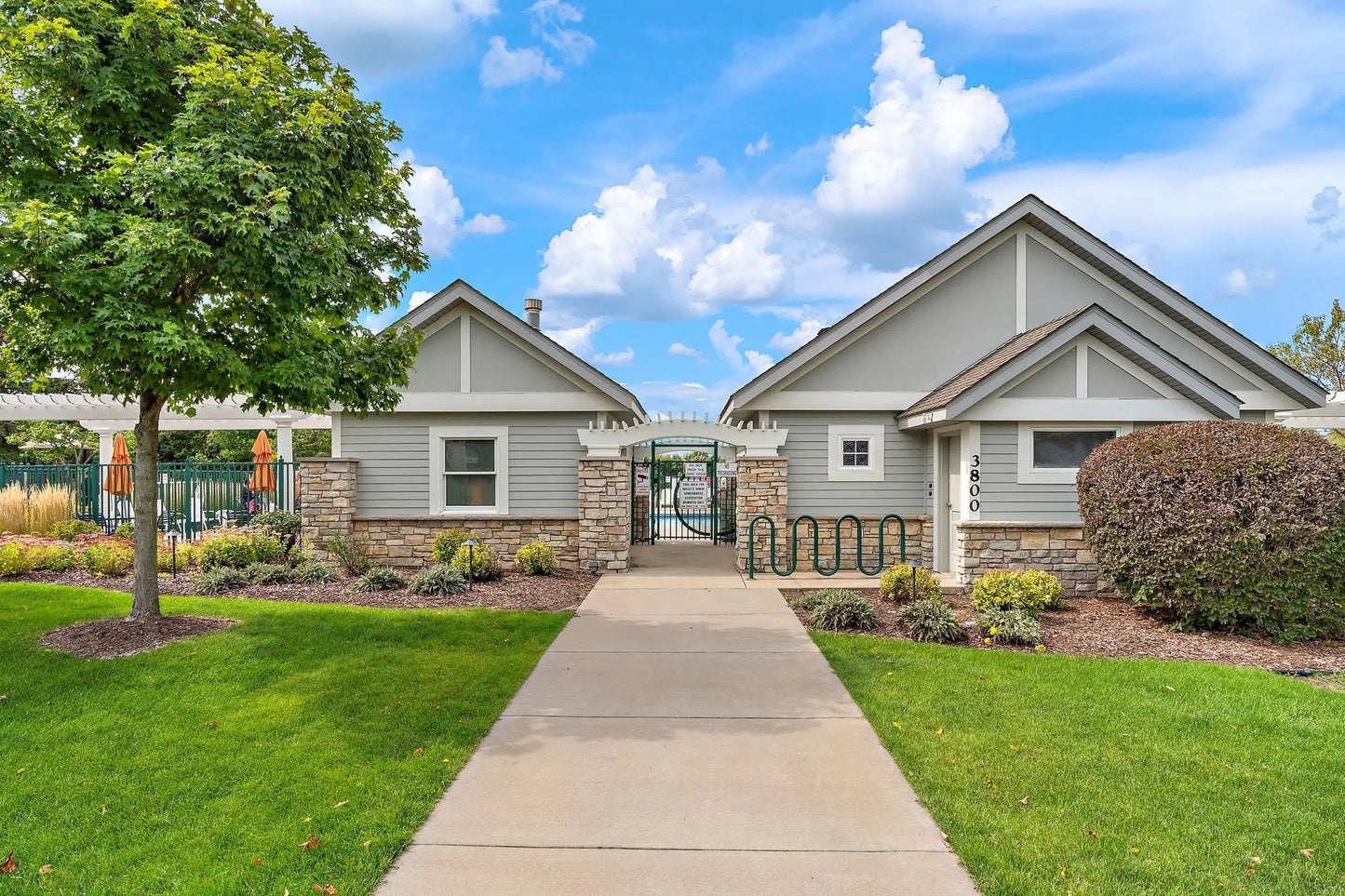 3661 Hazel Trail, Woodbury, MN 55129