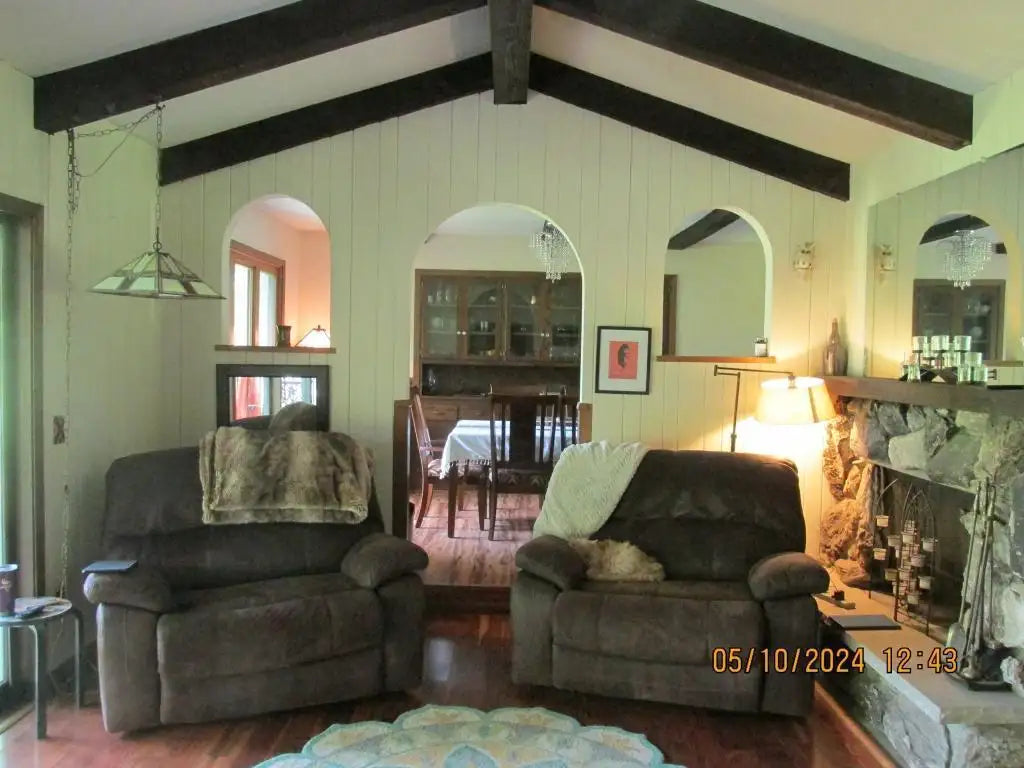 1611 63rd Street, Chanhassen, MN 55331