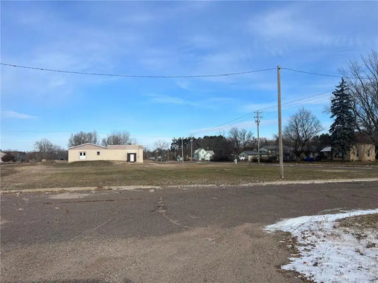 300 1st , Pine City, MN 55063