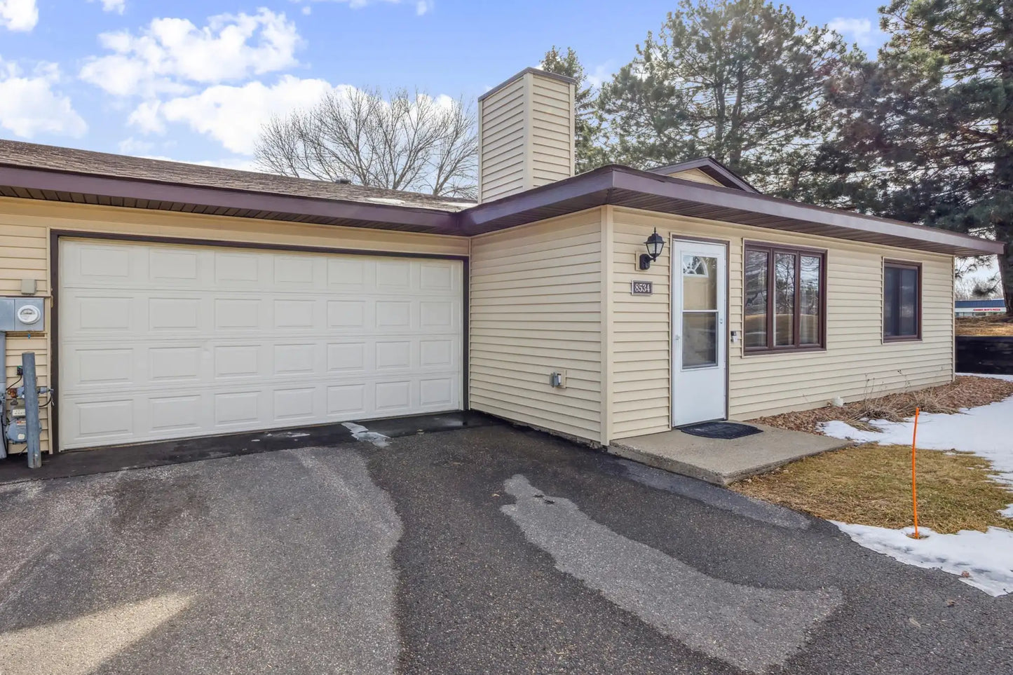 8534 Maplebrook Circle, Brooklyn Park, MN 55445