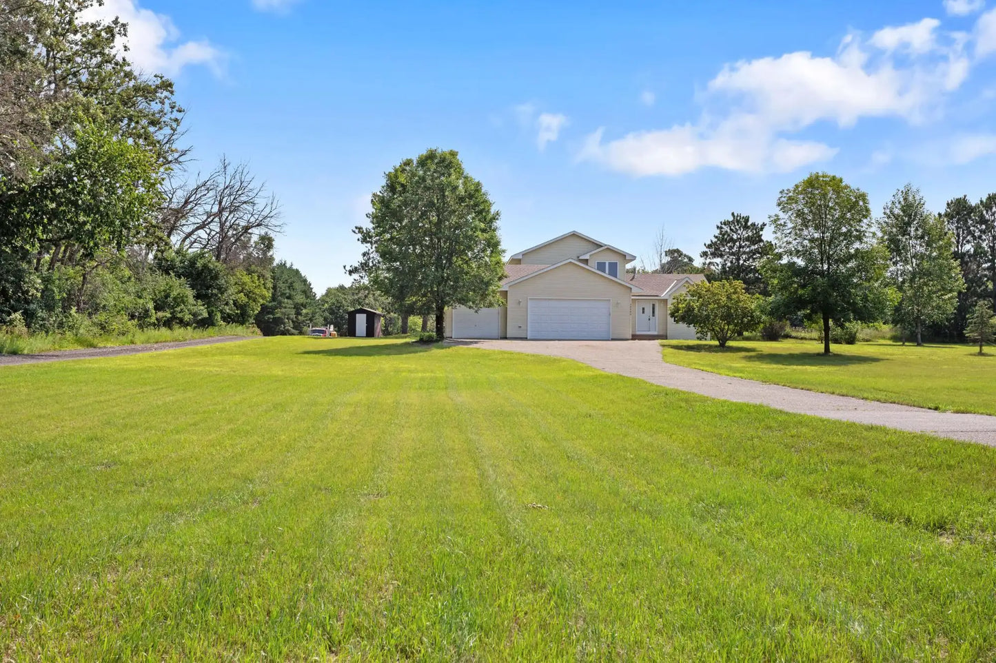 28486 149th Street, Zimmerman, MN 55398