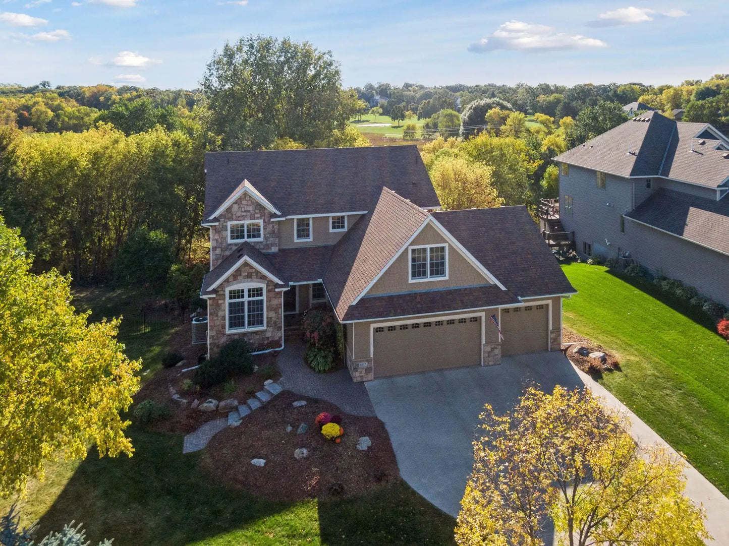 8615 Kelzer Pond Drive, Victoria, MN 55386