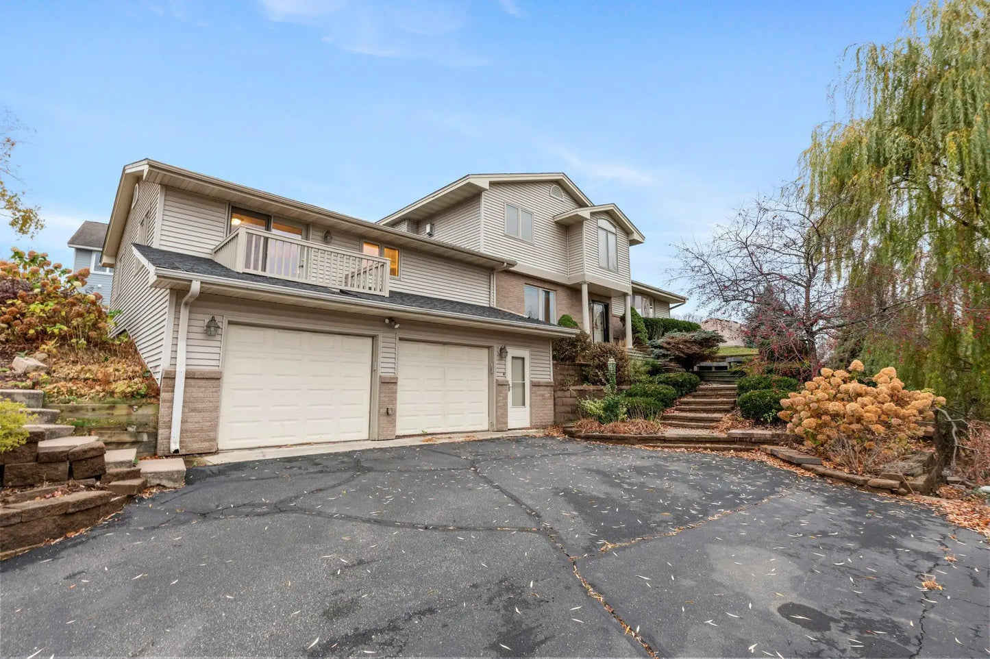 508 Chapel Court, Eagan, MN 55121