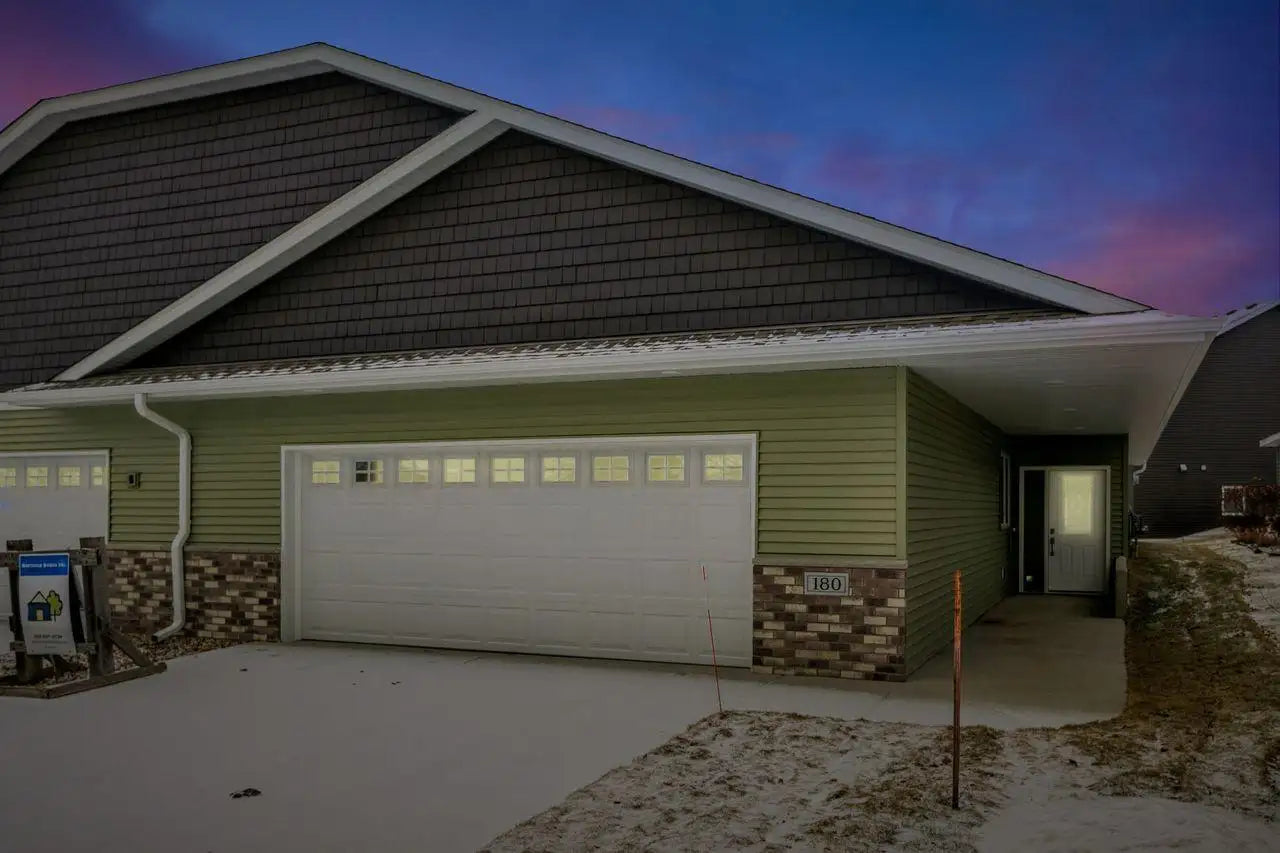 180 Morning Drive, Mayer, MN 55360