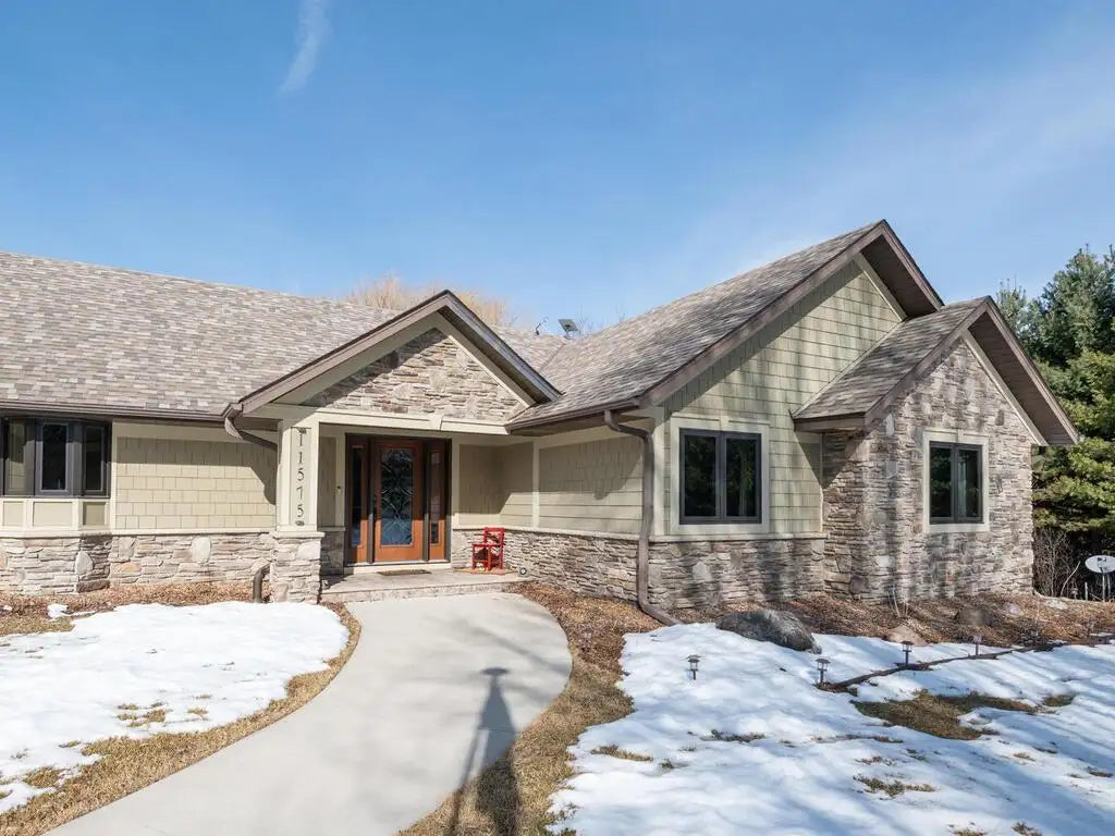 11575 Lockridge Avenue, Grant, MN 55082