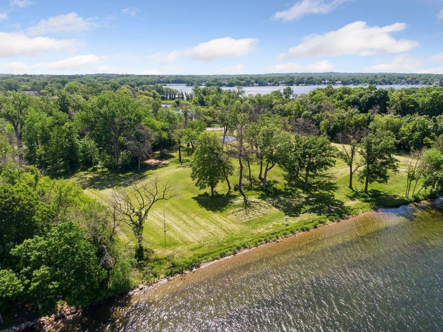 535 Bushaway Road, Wayzata, MN 55391