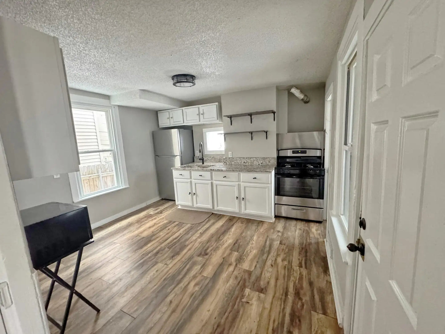 672 Magnolia Avenue, Saint Paul, MN 55106