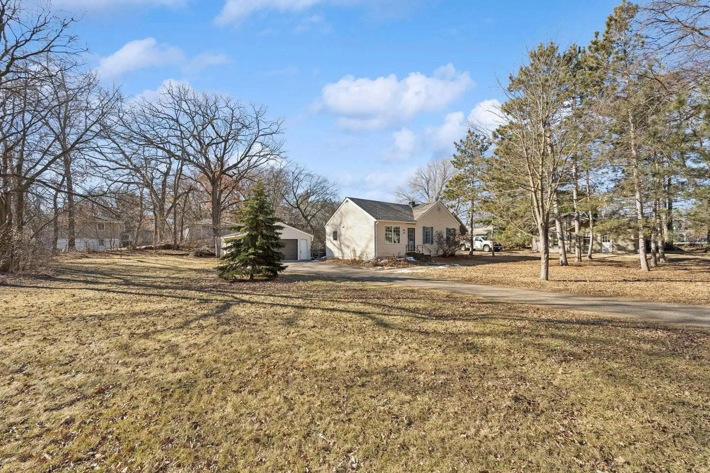 188 Hanson Road, Mahtomedi, MN 55115